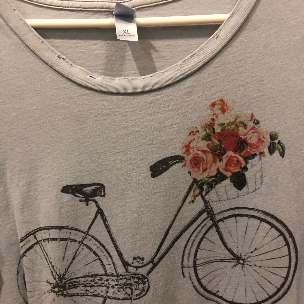 Alternative tee